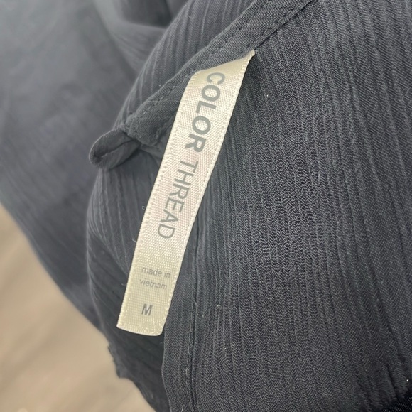 Color Thread, Black Romper Button Back oyster buttons - Picture 3 of 6